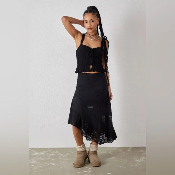 UO Carmella Lace-Up Sweater Tank Top, Black, Small and Medium Sizes, NWT - Picture 3 of 8